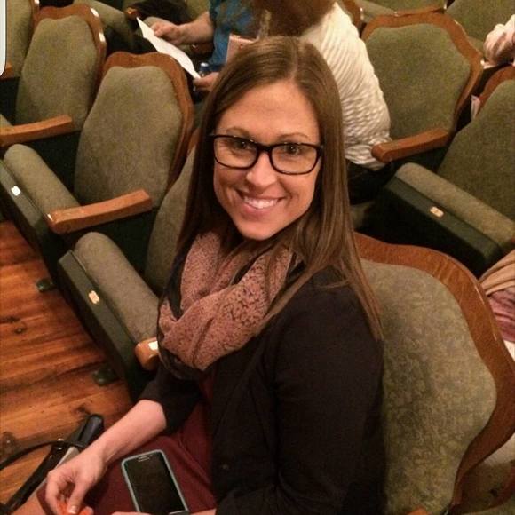 Meet your Posher, Carol - Picture 1 of 1